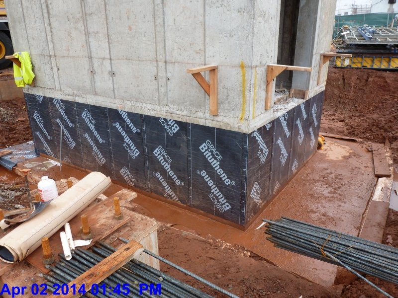 Waterproofing around foundation walls at Elev. 5-6 Facing South-West (800x600)